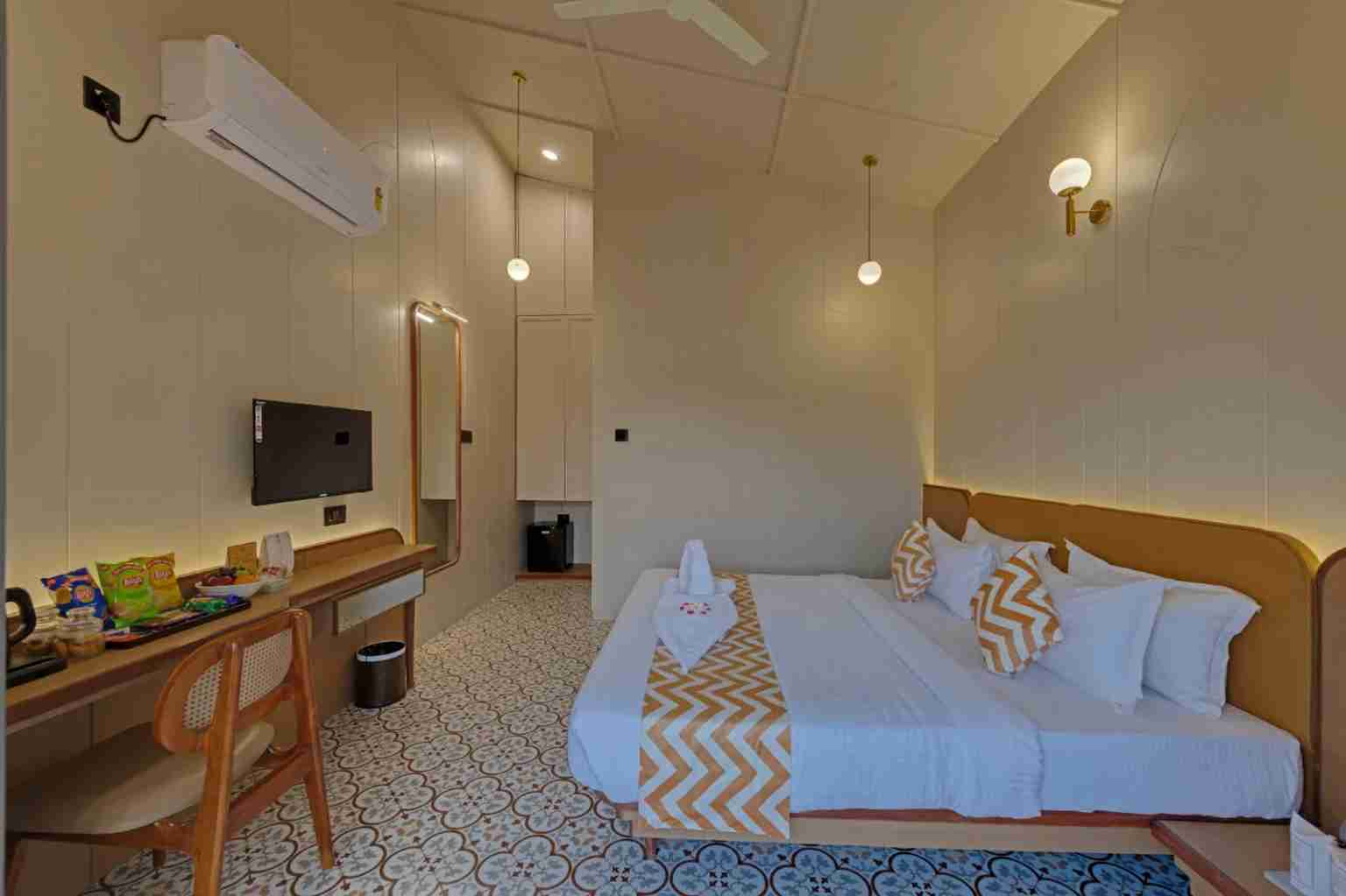 Villa Euphoria Resort  1